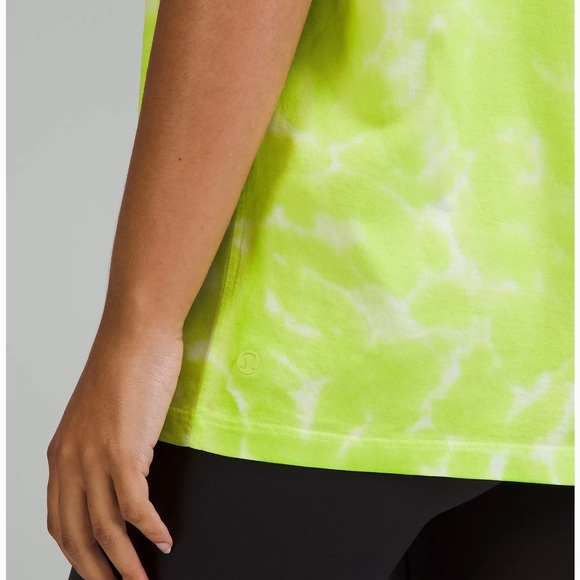 NWT Lululemon Tie Dye Tee Size 4 - Picture 4 of 5